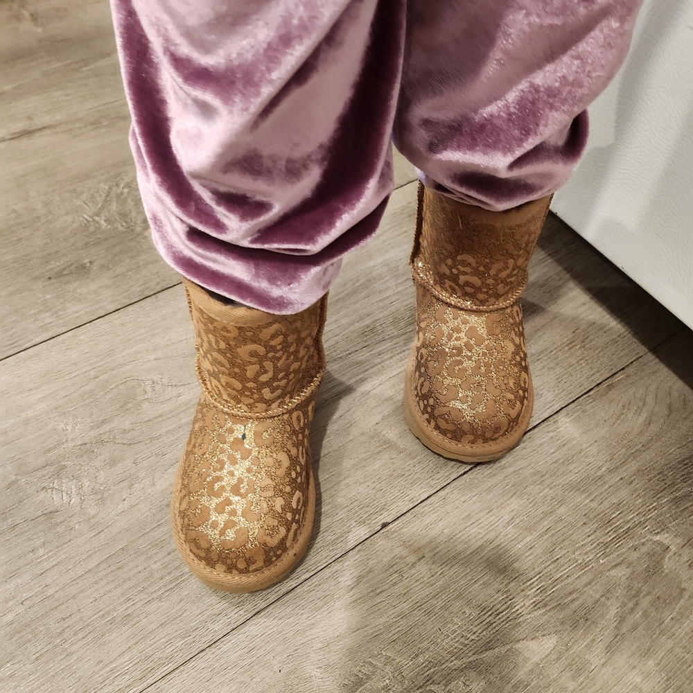 UGG Kids Boots in Gold and Brown